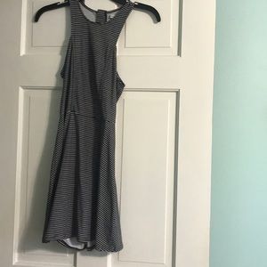 Striped dress with cutout on the back